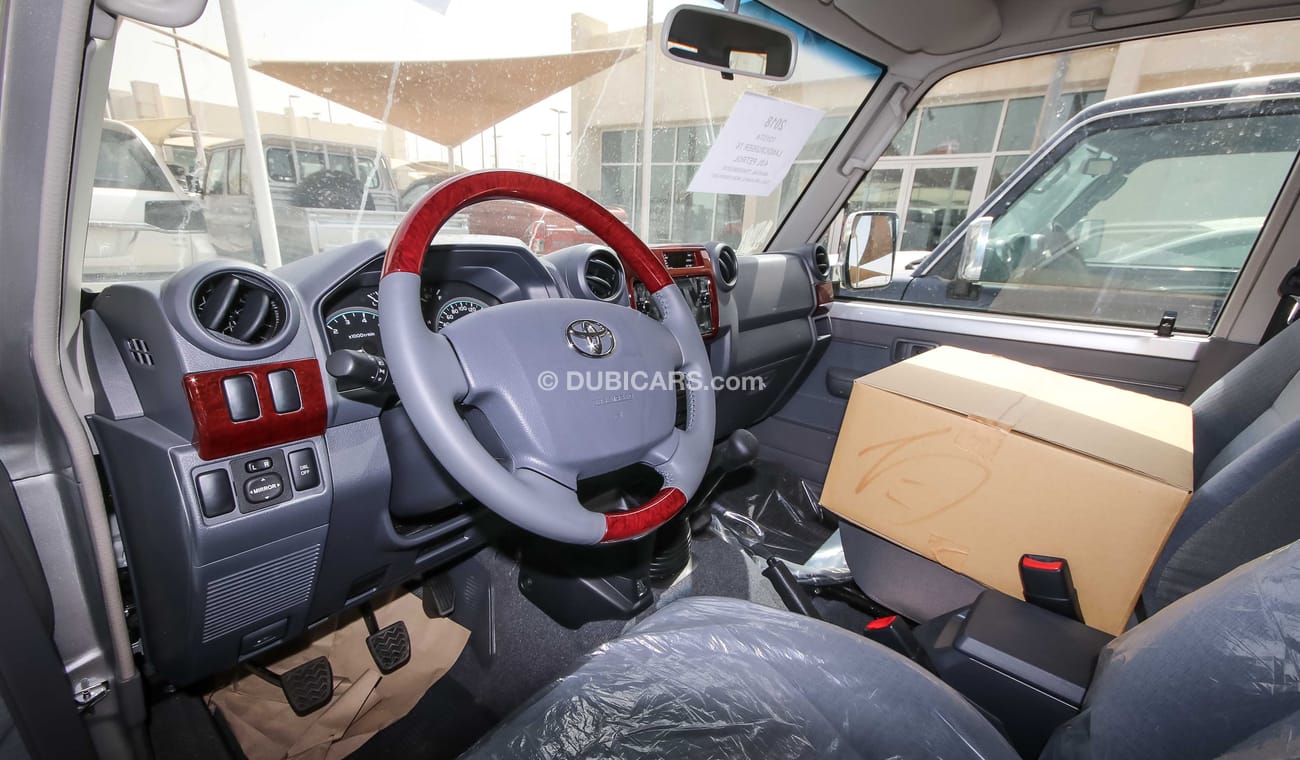 Toyota Land Cruiser 76 4.0L PETROL FULL OPTION