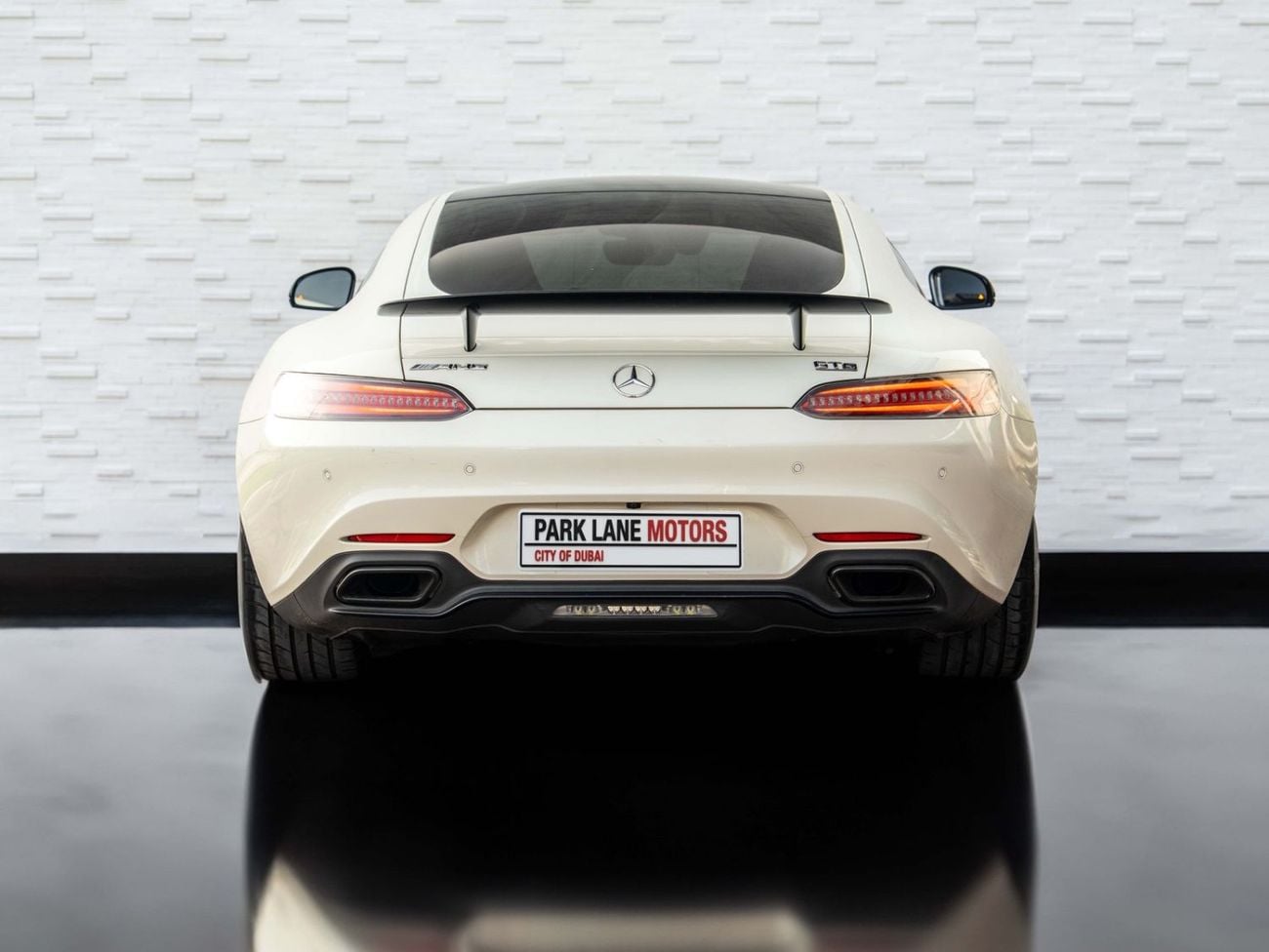 Mercedes Benz AMG GT