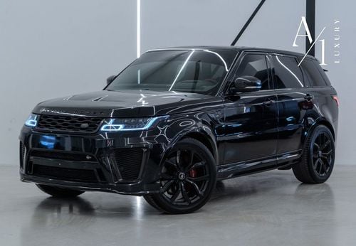 Land Rover Range Rover Sport SVR 5.0L (550 HP) 2019 Range Rover SVR, Fully Loaded, Excellent Condition, Carbon Fibre Package, GCC