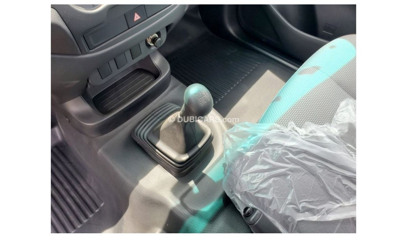 Mitsubishi L200 Basic 2022 Singal Cab 2.4L Petrol Rwd 2Door