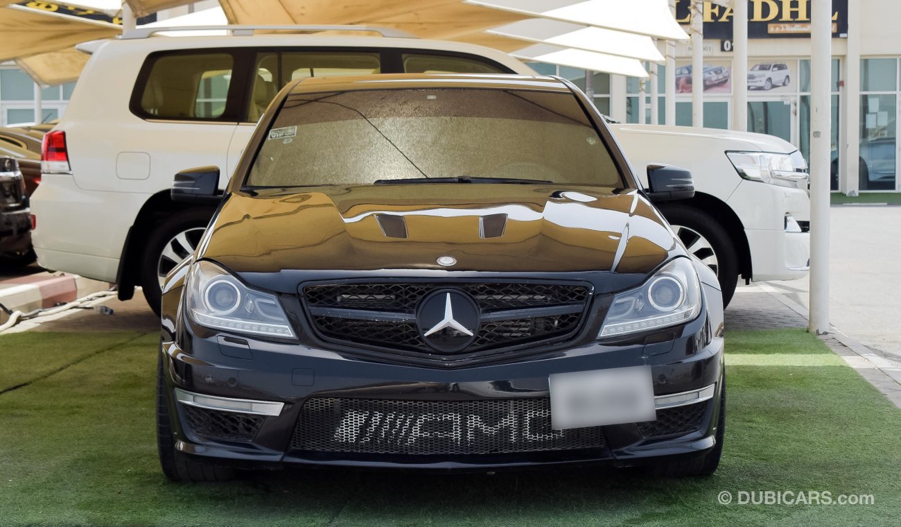 Mercedes-Benz C 63 AMG