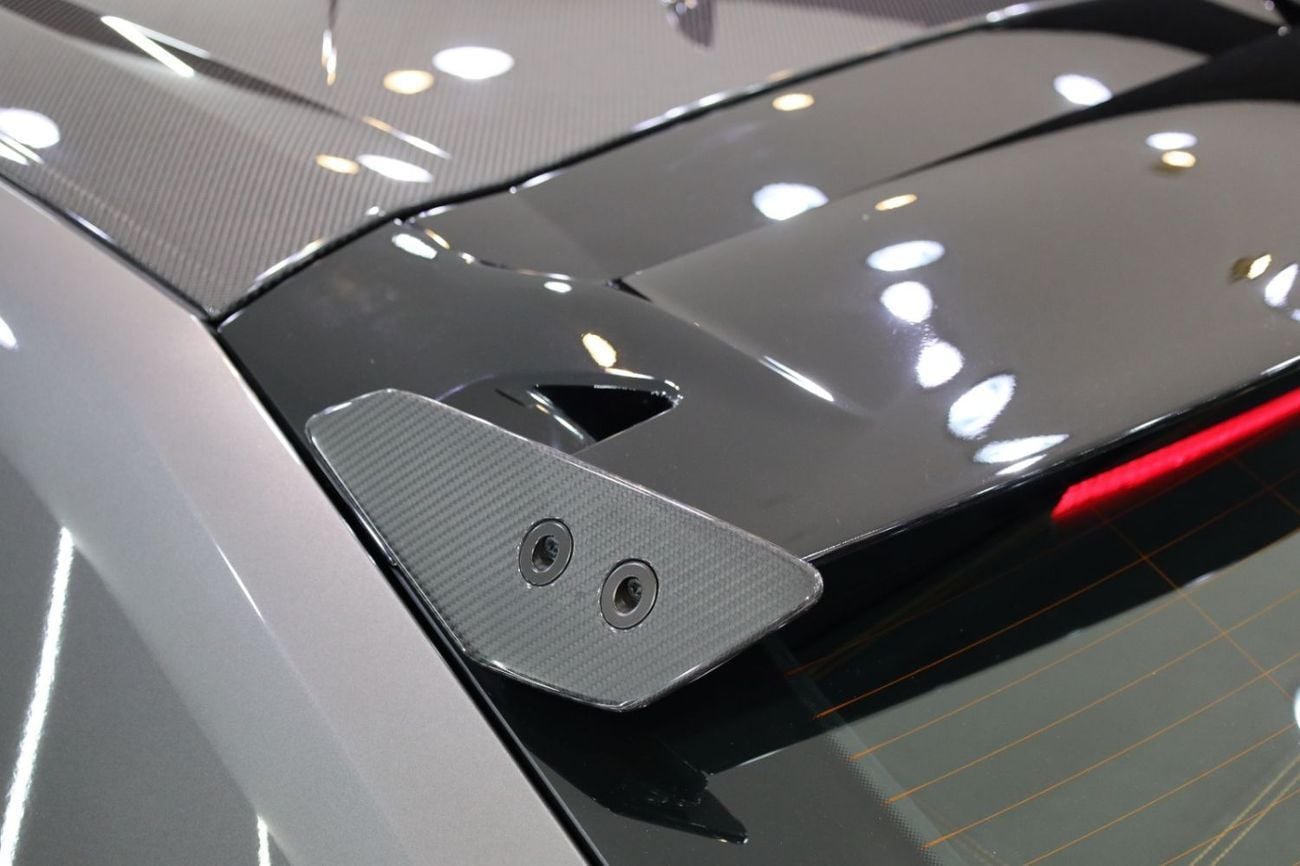 لامبورغيني اوروس 4.0T V8 Performante