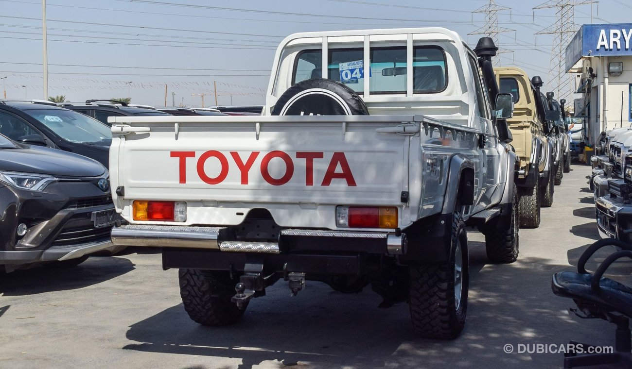 Toyota Land Cruiser Pick Up 4X4 Diesel Right Hand Drive  Clean Car