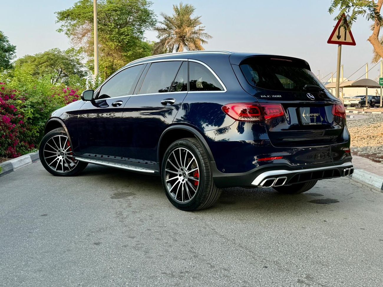 Mercedes-Benz GLC 300 Std 2.0L