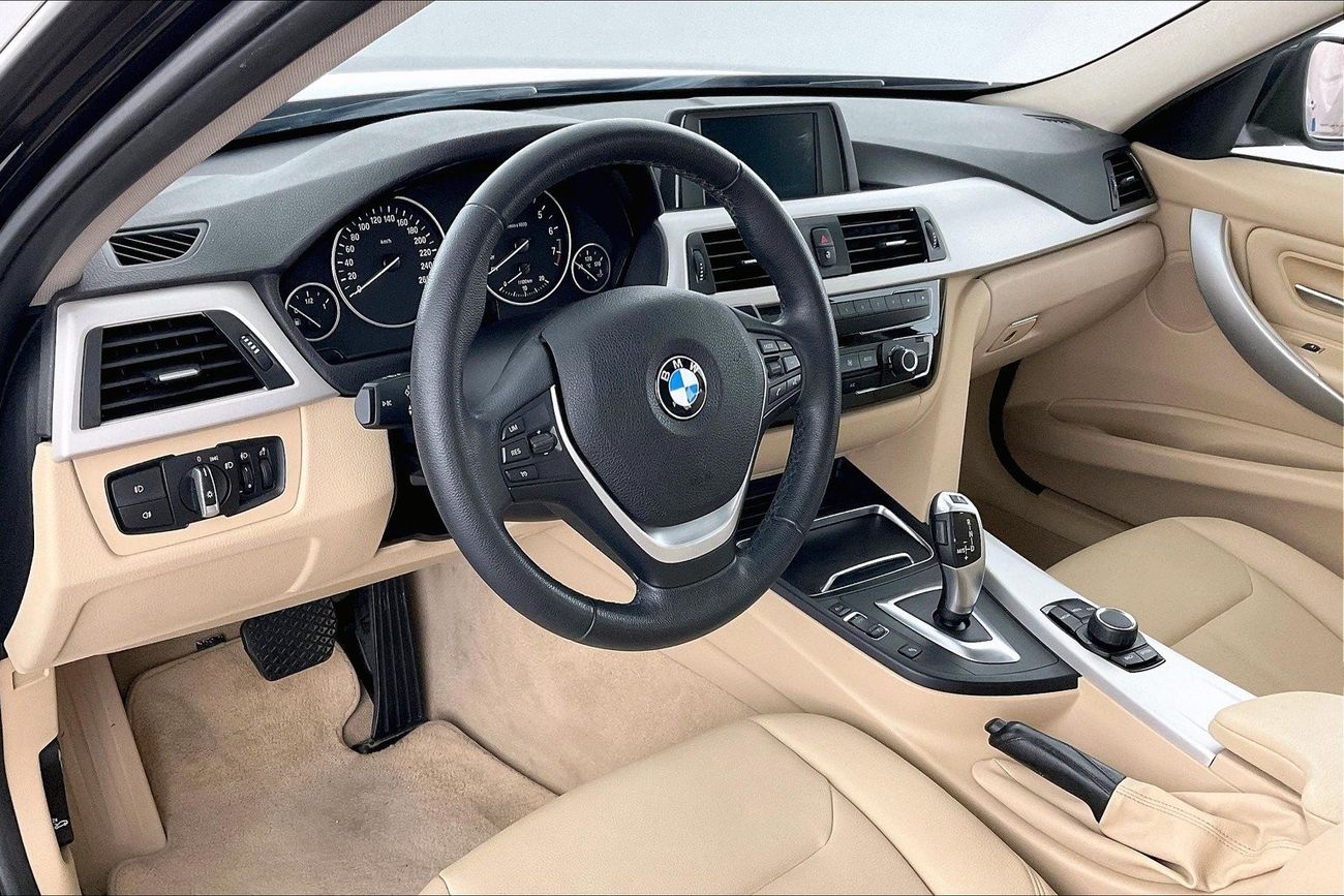 BMW 318i Standard| 1 year free warranty | Exclusive Eid offer