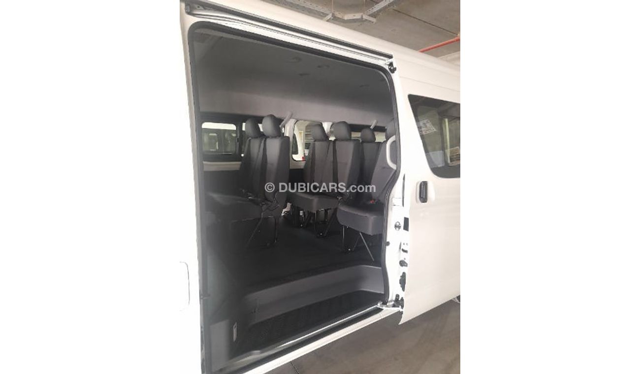تويوتا هاياس RHD Hiace 2.5 DSL Passenger Bus Highroof Old Shape