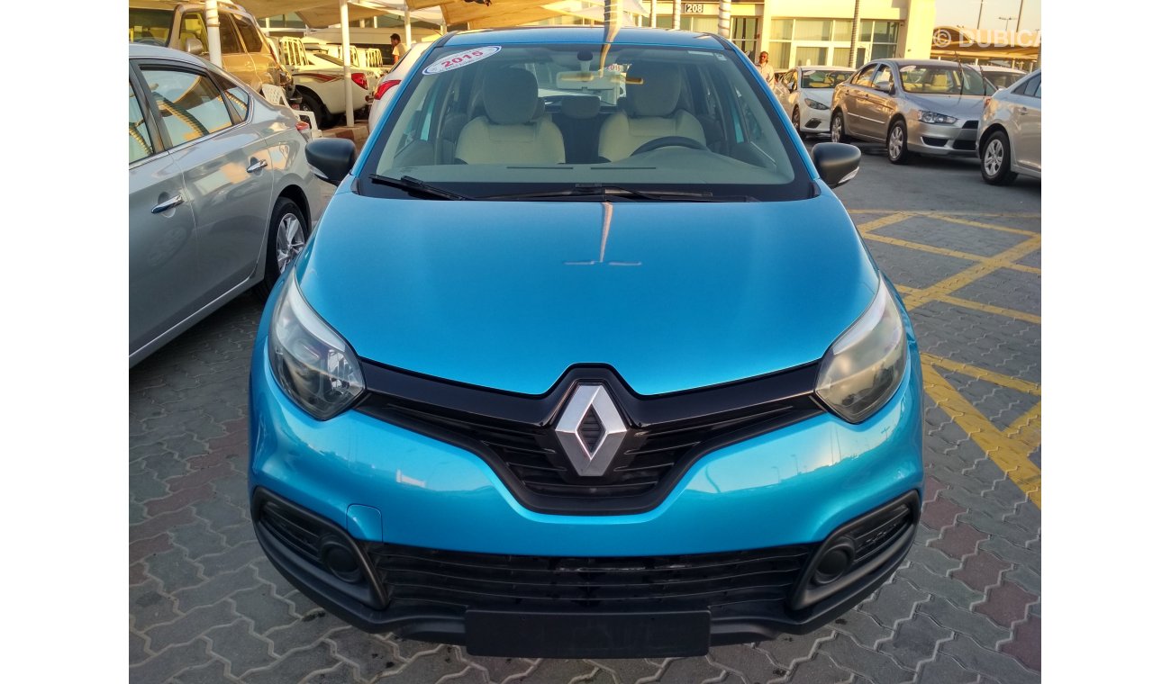 Renault Captur 2015 GCC NO PAINT NO ACCIDENT PERFECT