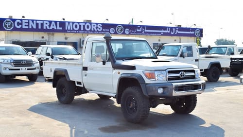 تويوتا لاند كروزر بيك آب LX V8