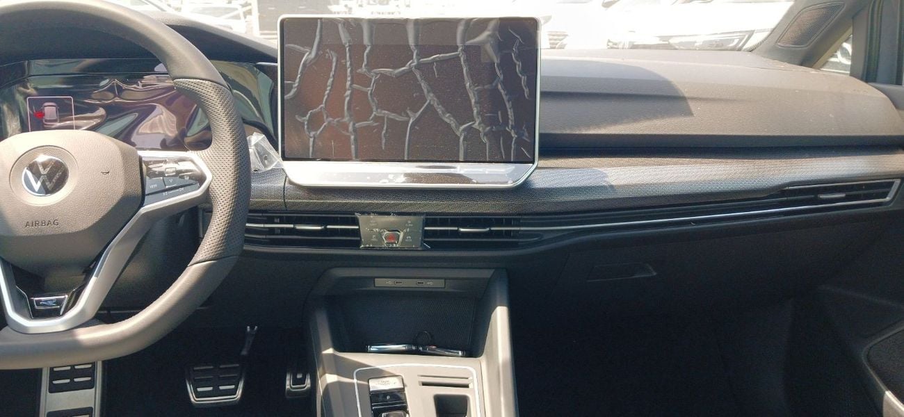 Volkswagen Golf Volkswagen Golf R-Line 1.5L Petrol 2025YM