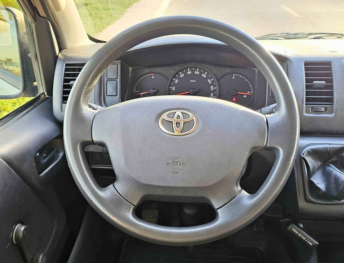 Toyota Hiace CARGO PATROL/ GCC/ STANDARD ROOF/ EXPORT ONLY/ LOT# 26062