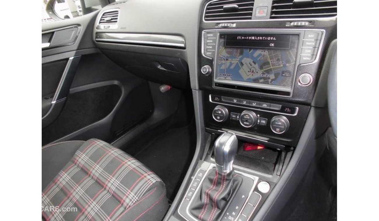 Volkswagen Golf AUCHH