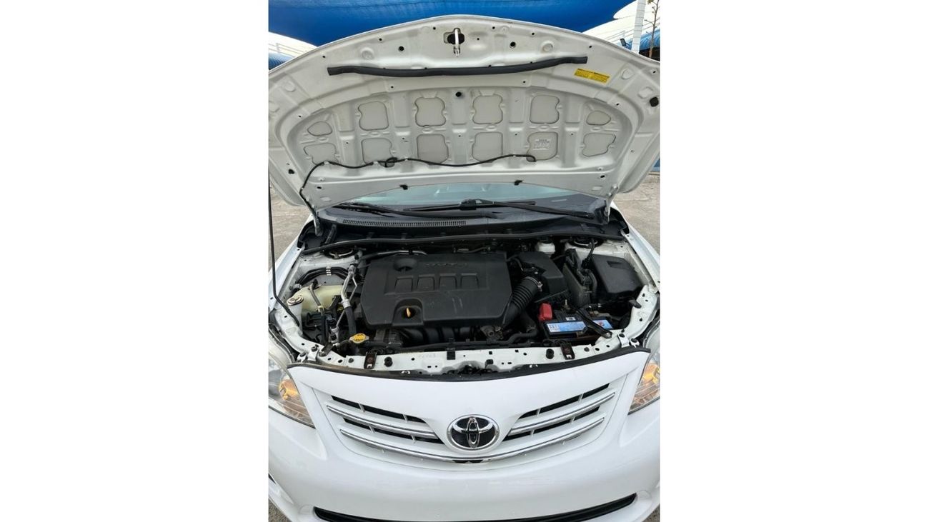 Toyota Corolla car in good condition, 2013 with engine capacity 1.8