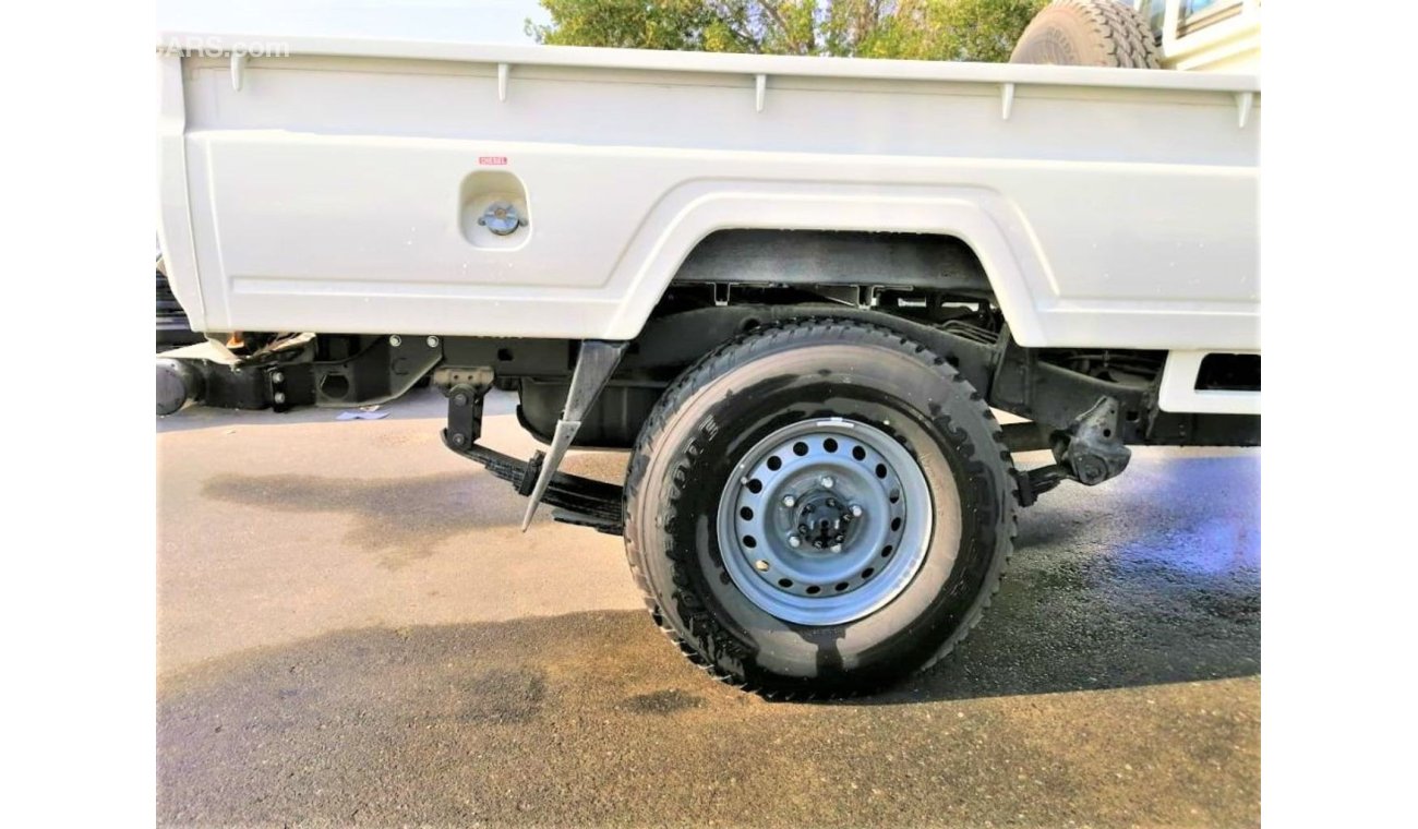 Toyota Land Cruiser Pick Up