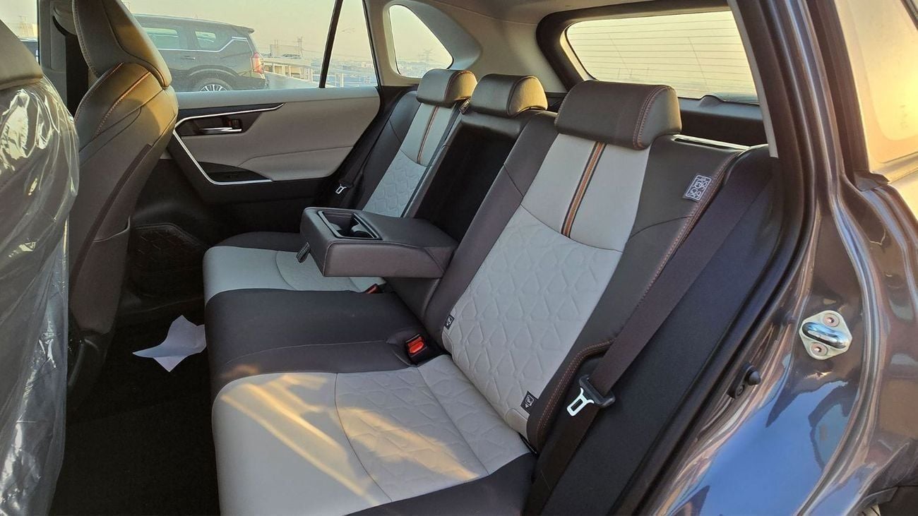تويوتا راف ٤ 2025 Toyota RAV4 Adventure 2.5L AT Petrol (gray)