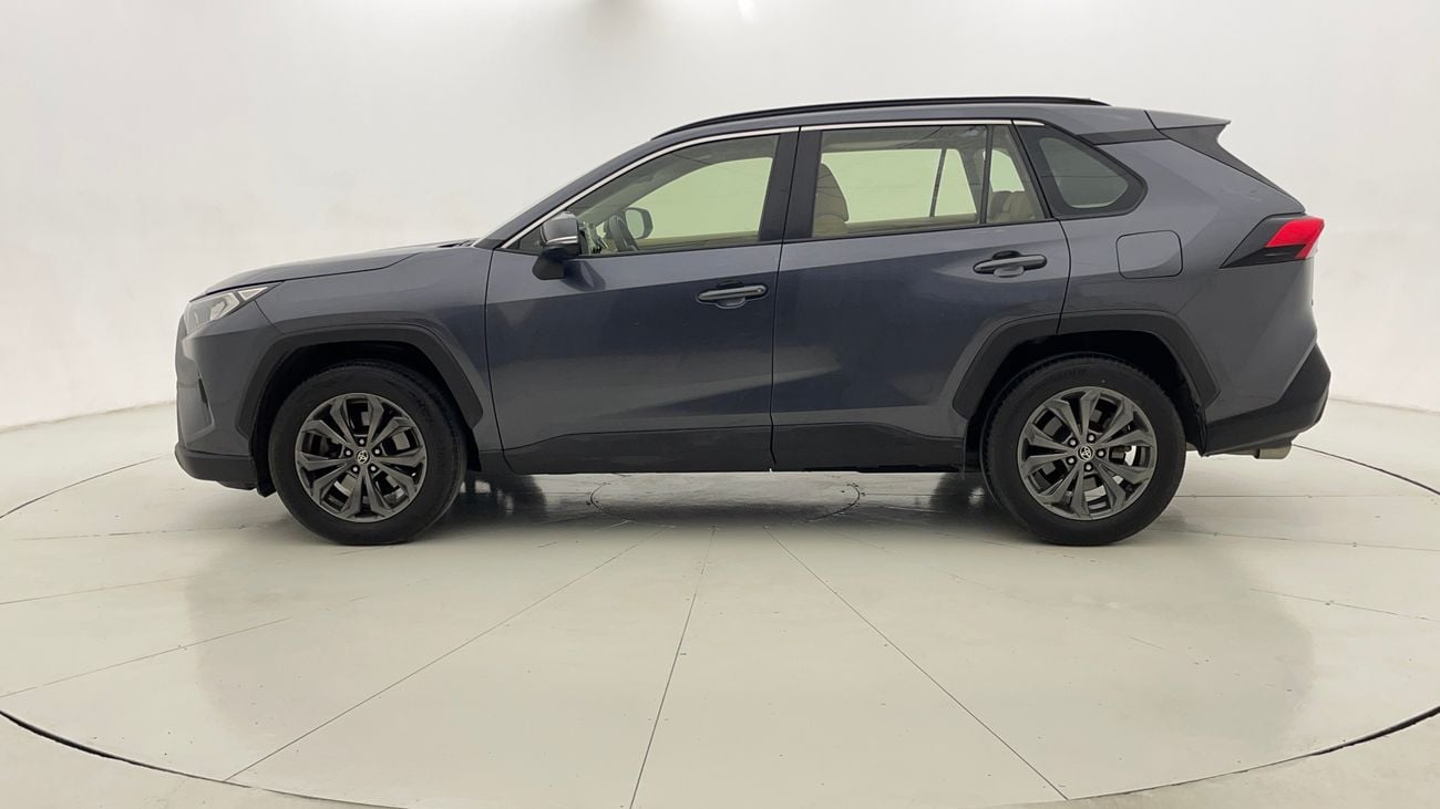 تويوتا راف ٤ 2022 VX | AED 1426/Month | 0 DP | 30 Day Return | Warranty | Service History