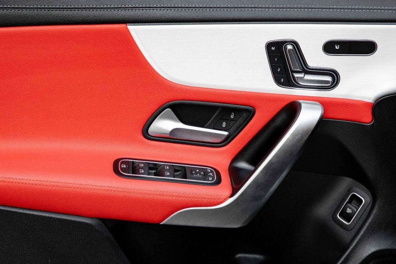 مرسيدس بنز CLA 250 CLA250 4MATIC AMG Line | 3,232 P.M | 0% Downpayment | Warranty!