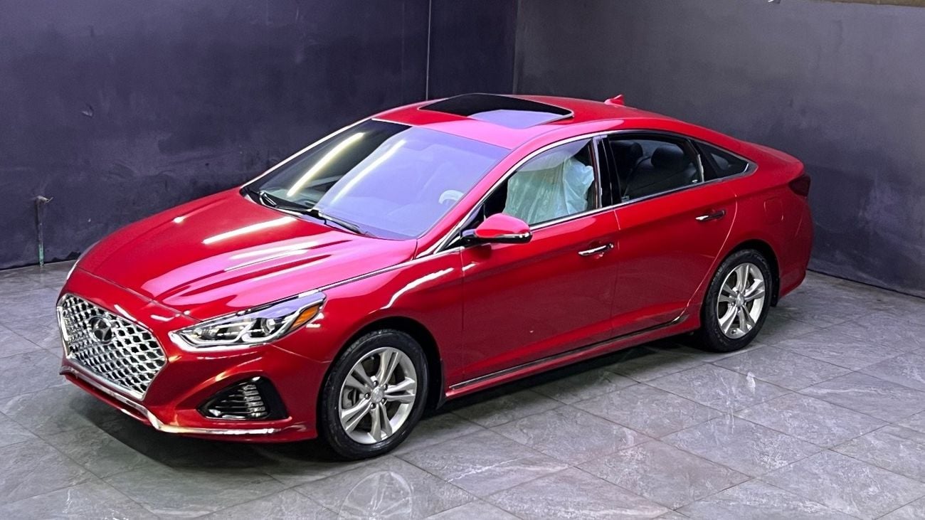 Used Hyundai Sonata Limited 2019 for sale in Dubai - 704931