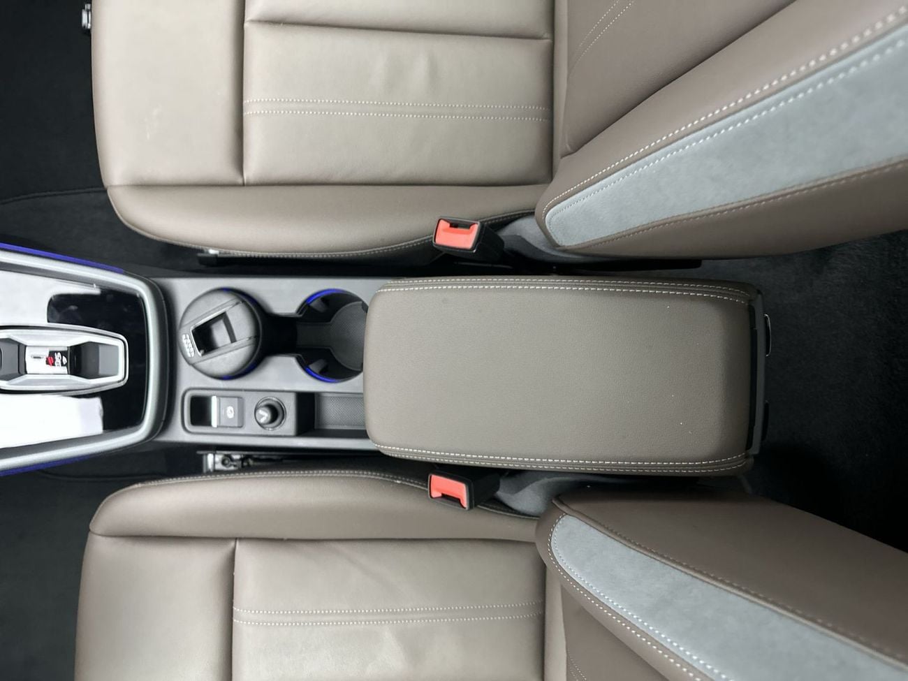 أودي A3 Sedan Advanced 35 TFSI 150hp Progress (Ref# 02212)