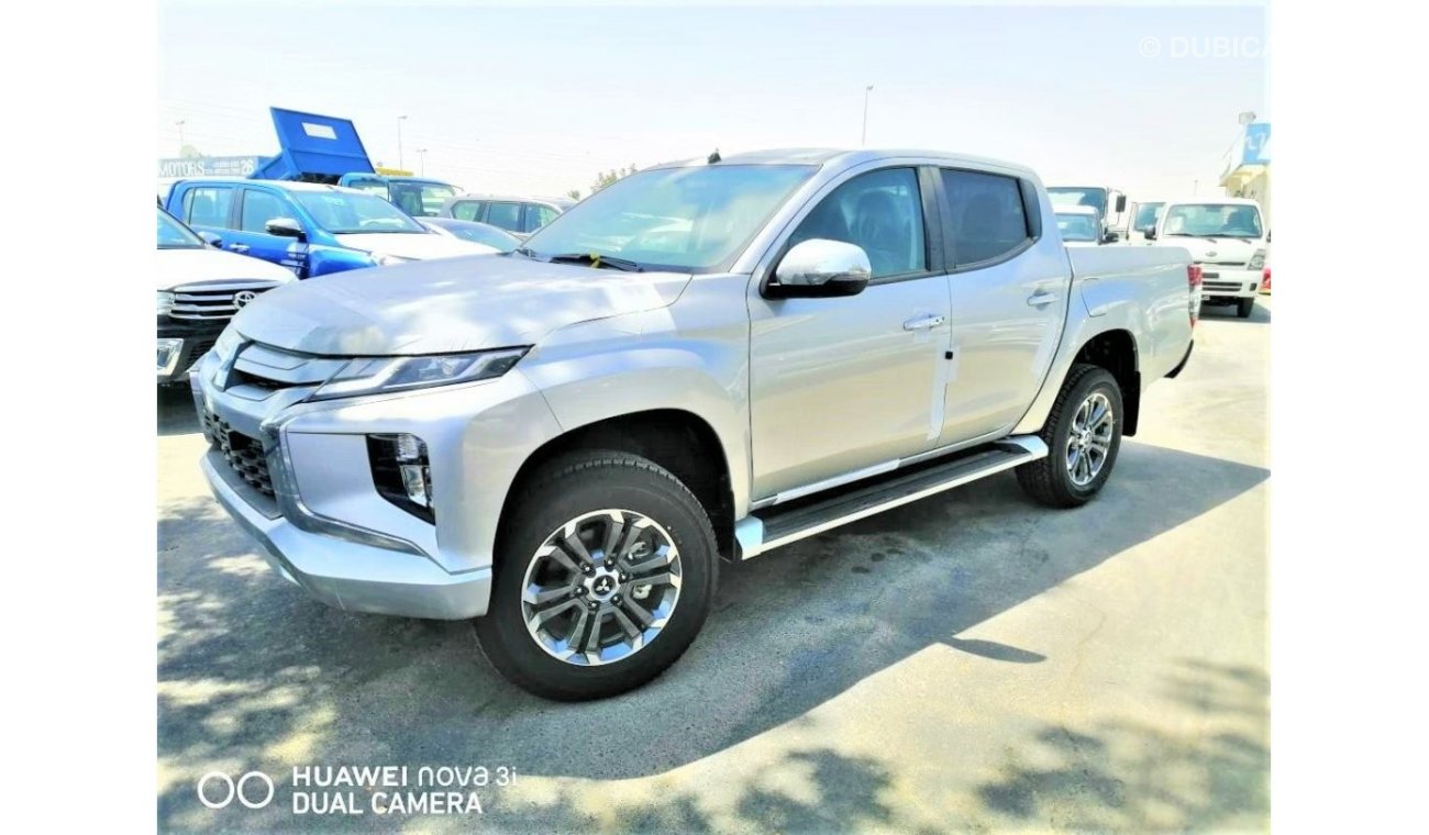 Mitsubishi L200 sportaro  full option