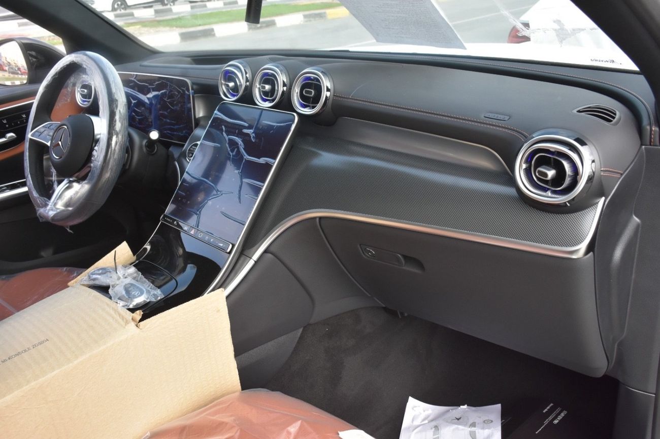 مرسيدس بنز GLC 200 Zero Km