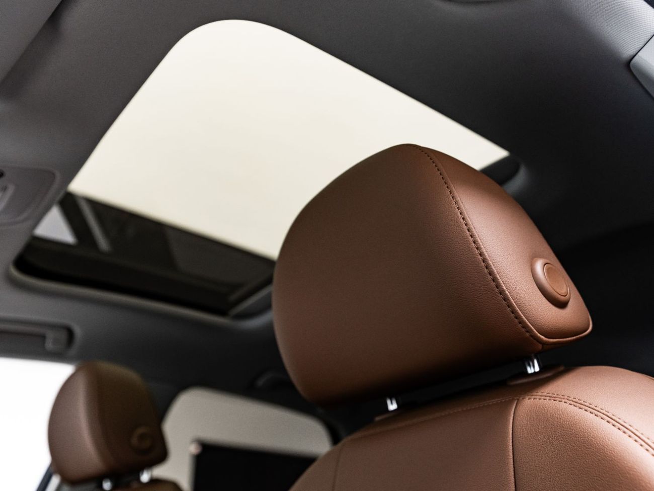 Audi Q3 35 TFSI S Line 1.4L 2024 Audi Q3 35TFSI, 2029 Audi Warranty + Service Contract, Low KMs, GCC