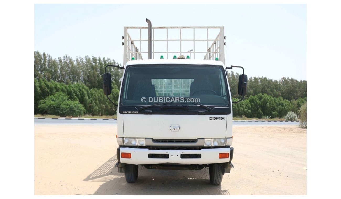 Nissan United Diesel 2016 - UD MK 210 - 7 TON - GCC SPECS  - EXCELLENT CONDITION VAT EXCLUDED