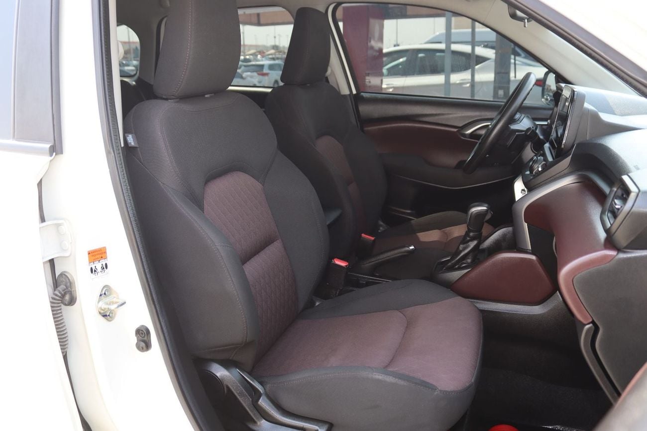 Toyota Urban Cruiser GLX ACCIDENTS FREE - GCC -PERFECT CONDITION INSIDE OUT - ORIGINAL PAINT - ENGINE 1500 CC