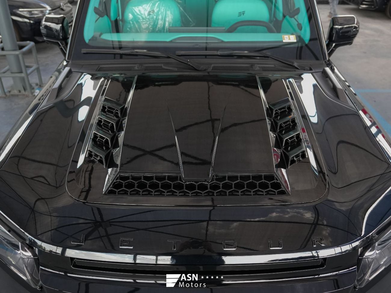 Jetour T2 Luxury Conquest Pro Tiffany Interior 2.0 Turbo (Export Only)