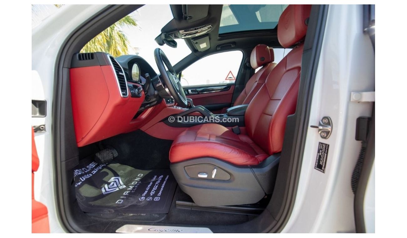 Porsche Cayenne Porsche Cayenne V6 GCC 2019 Under Warranty
