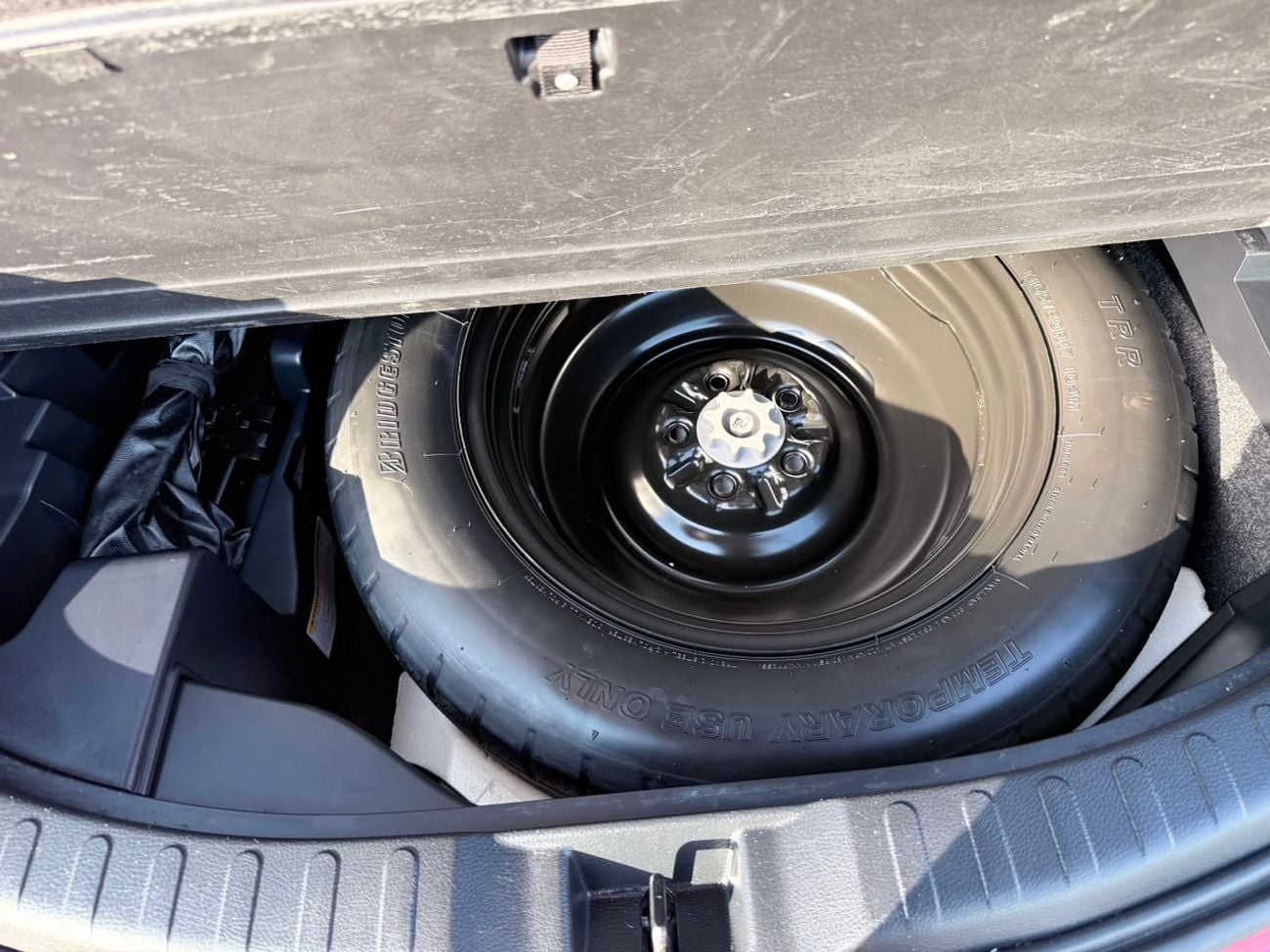تويوتا راف ٤ Limited Sunroof/ leather seats, 360 camera