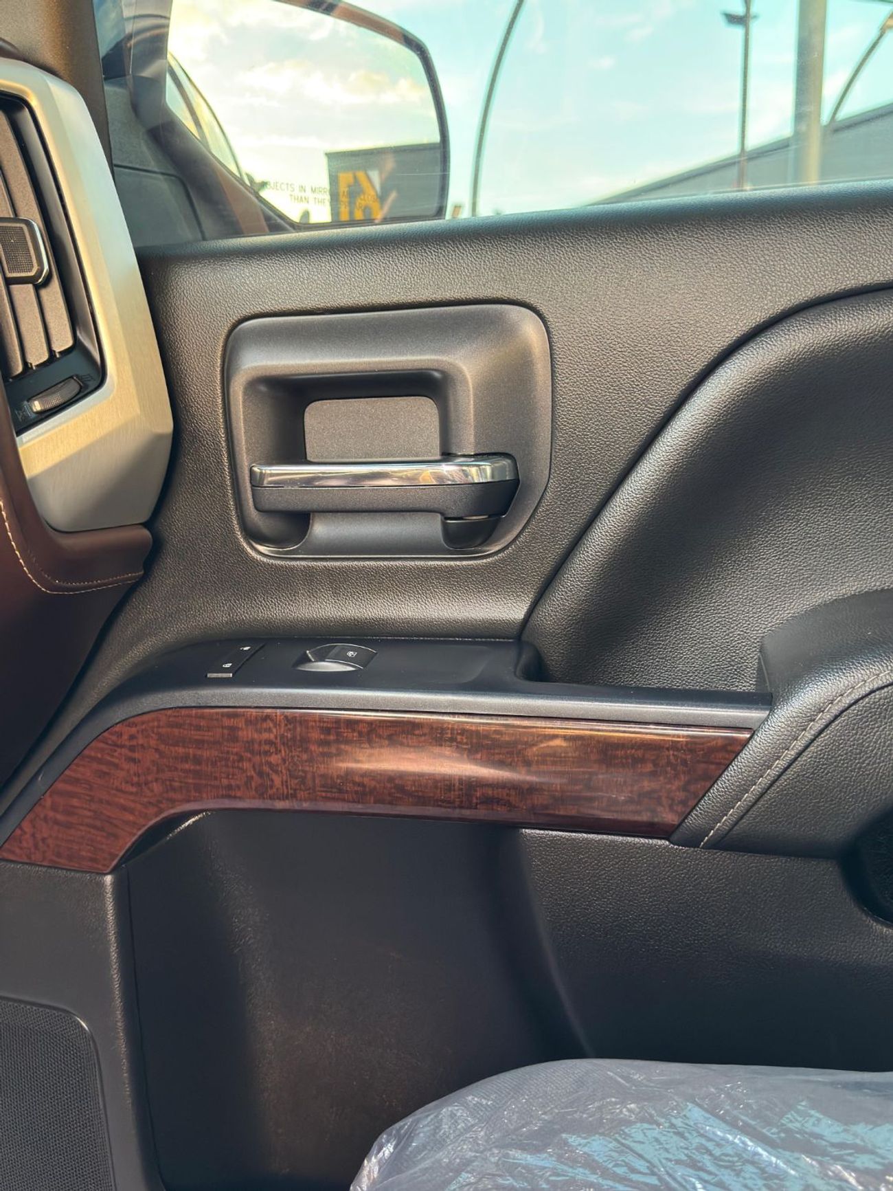 GMC Sierra 5.3L V8 SLT Crew Cab (AWD)