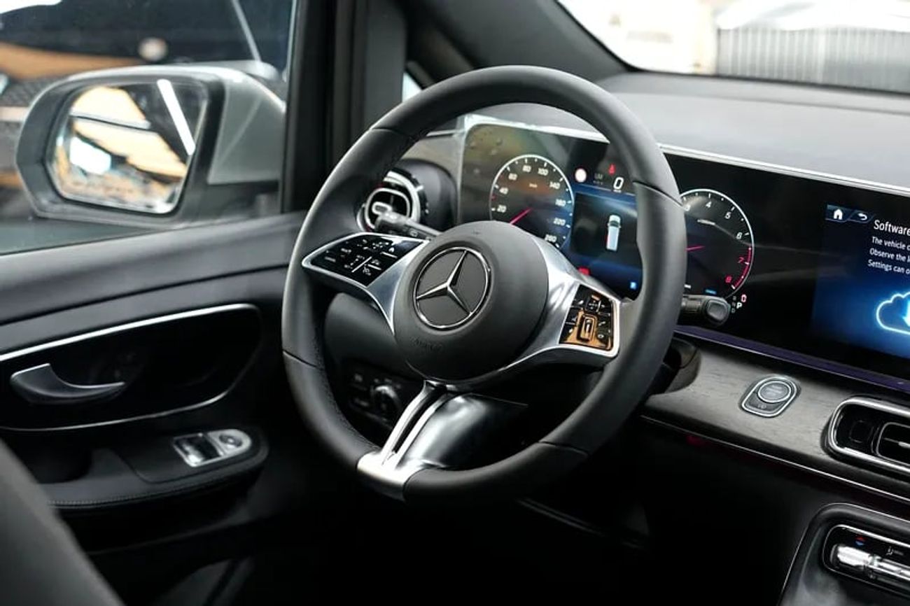 Mercedes Maybach V Class Maybach Mercede-Benz V 300 AVANTGARDE | GCC 0km | Agency Warranty | 360 View | 64 colors Ambeint Lights