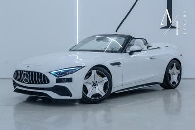 مرسيدس بنز SL 43 AMG 2023 Mercedes Benz SL43 AMG Roadster Maybach Edition, Warranty, Full Options, Very Low Kms