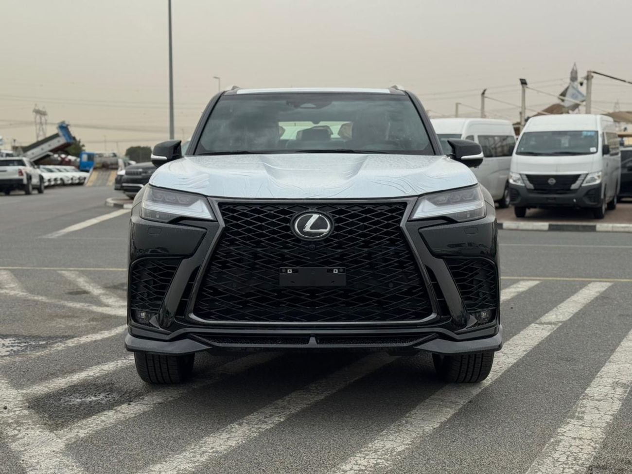 لكزس LX 600 F-Sport 3.5L