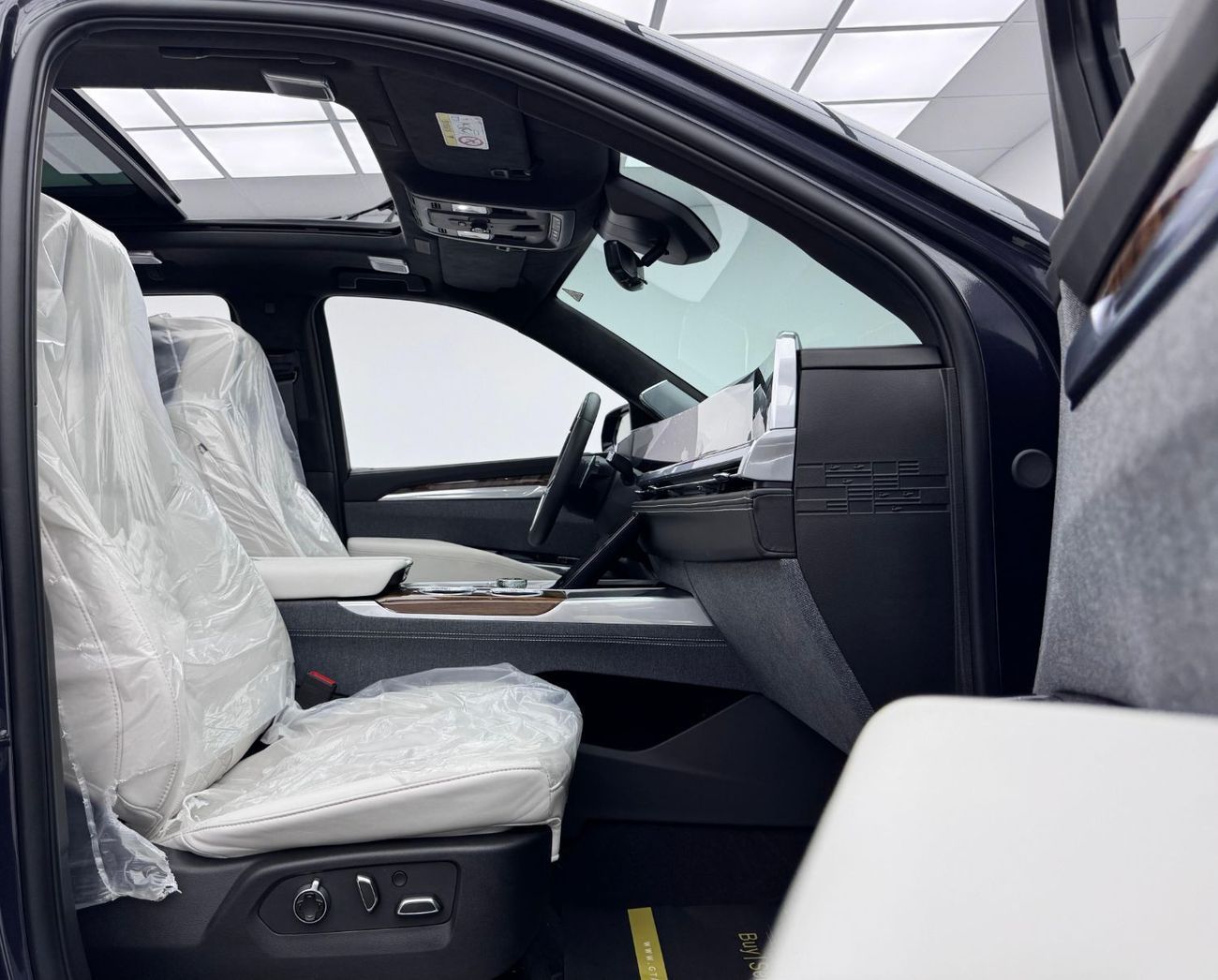 Cadillac Escalade Sport Platinum 6.2L 4WD 2025 Cadillac Escalade Sport Platinum, 5 Years Cadillac Warranty + Service C