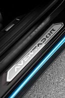 Lamborghini Aventador 6.5L V12 V12 GCC Full service history