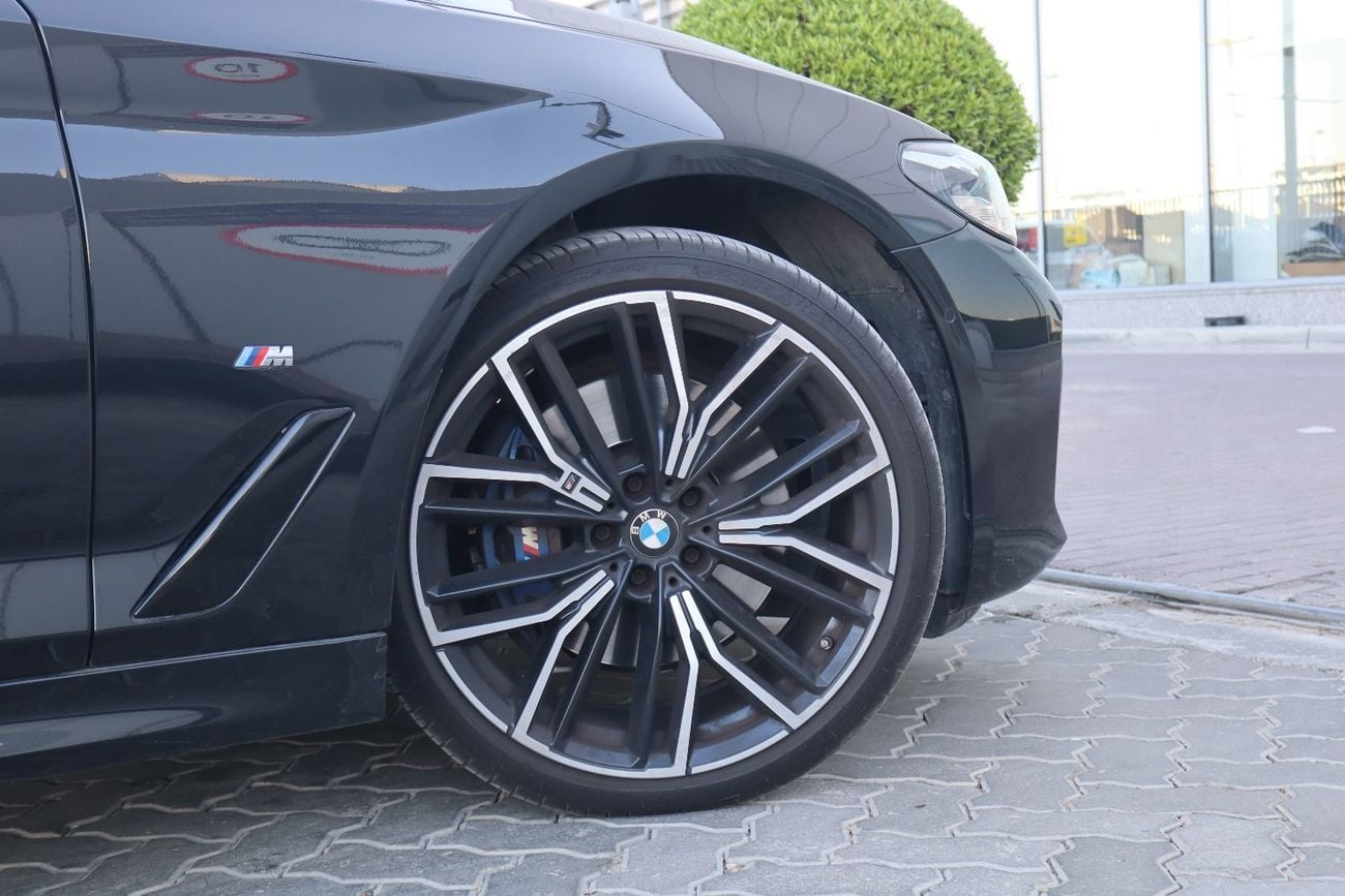 بي أم دبليو 530i M SPORT