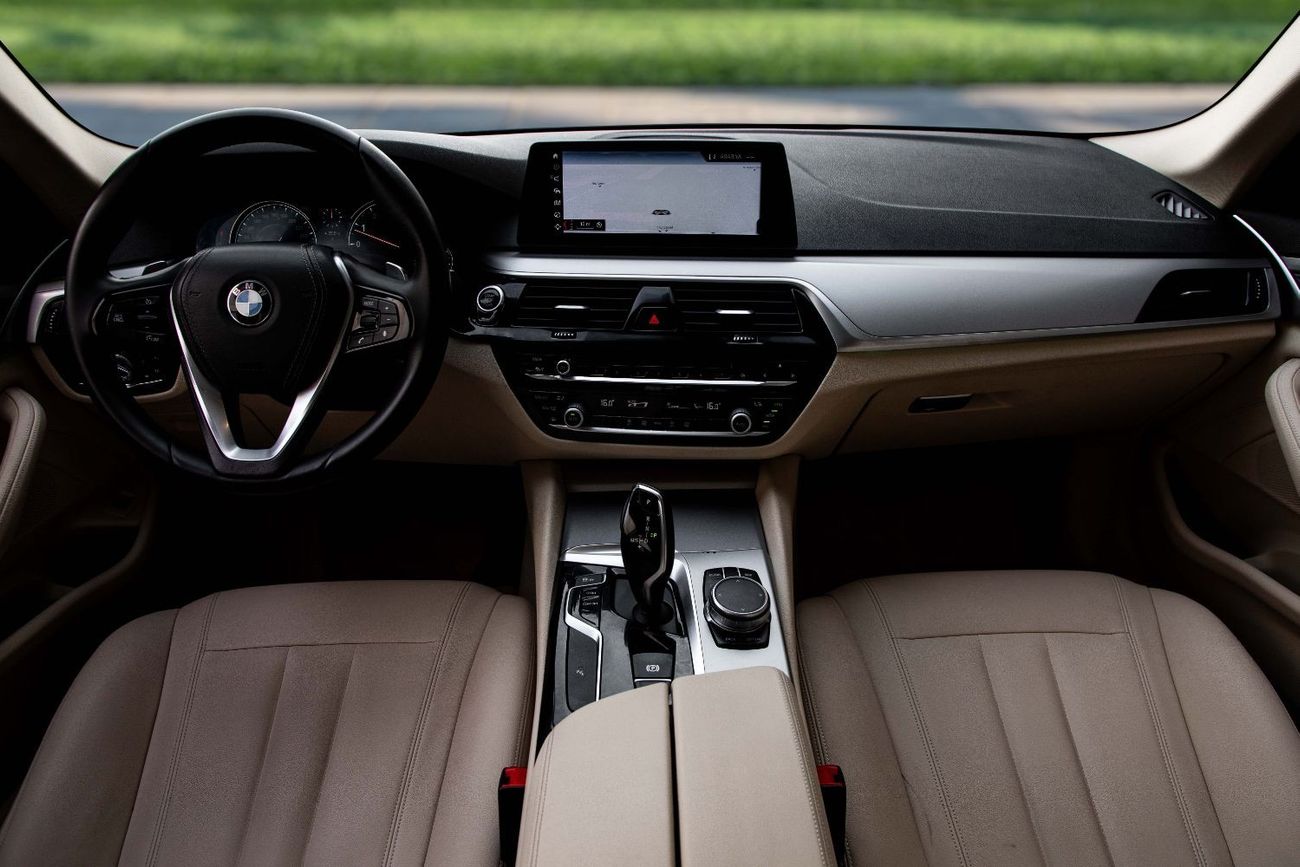 BMW 520i 1,665 P.M  | 0% Downpayment | BMW 520 Agecny Serviced!