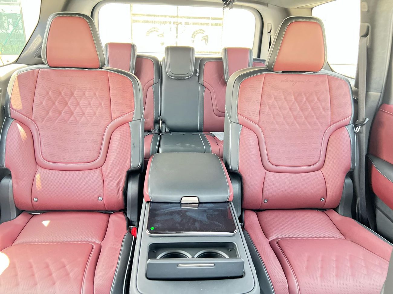 إنفينيتي QX80 Autograph Captain Chairs 3.5L