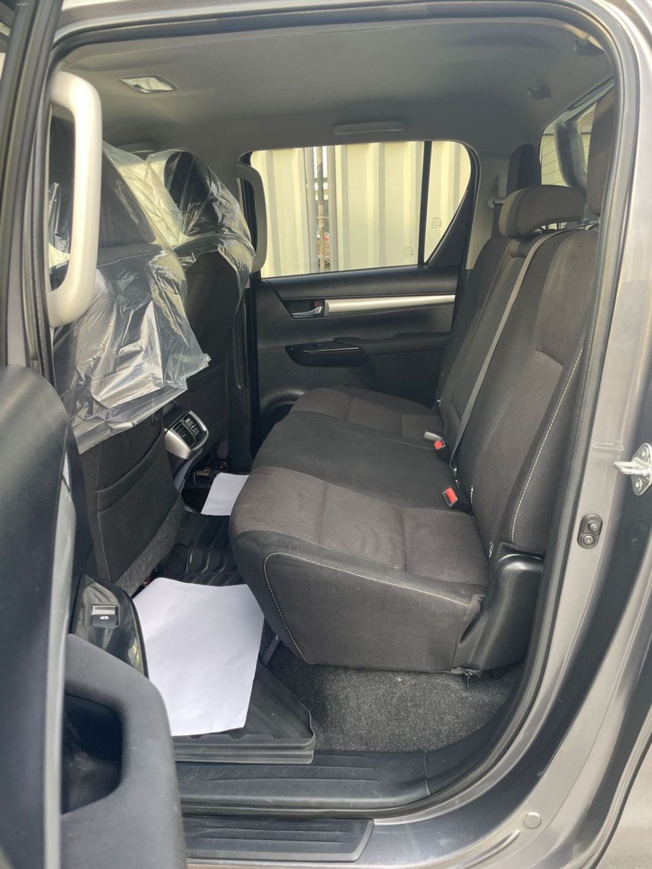 Toyota Hilux GLX RIGHT HAND VEHICLE ONLY FOR RIGHT HAND DRIVE