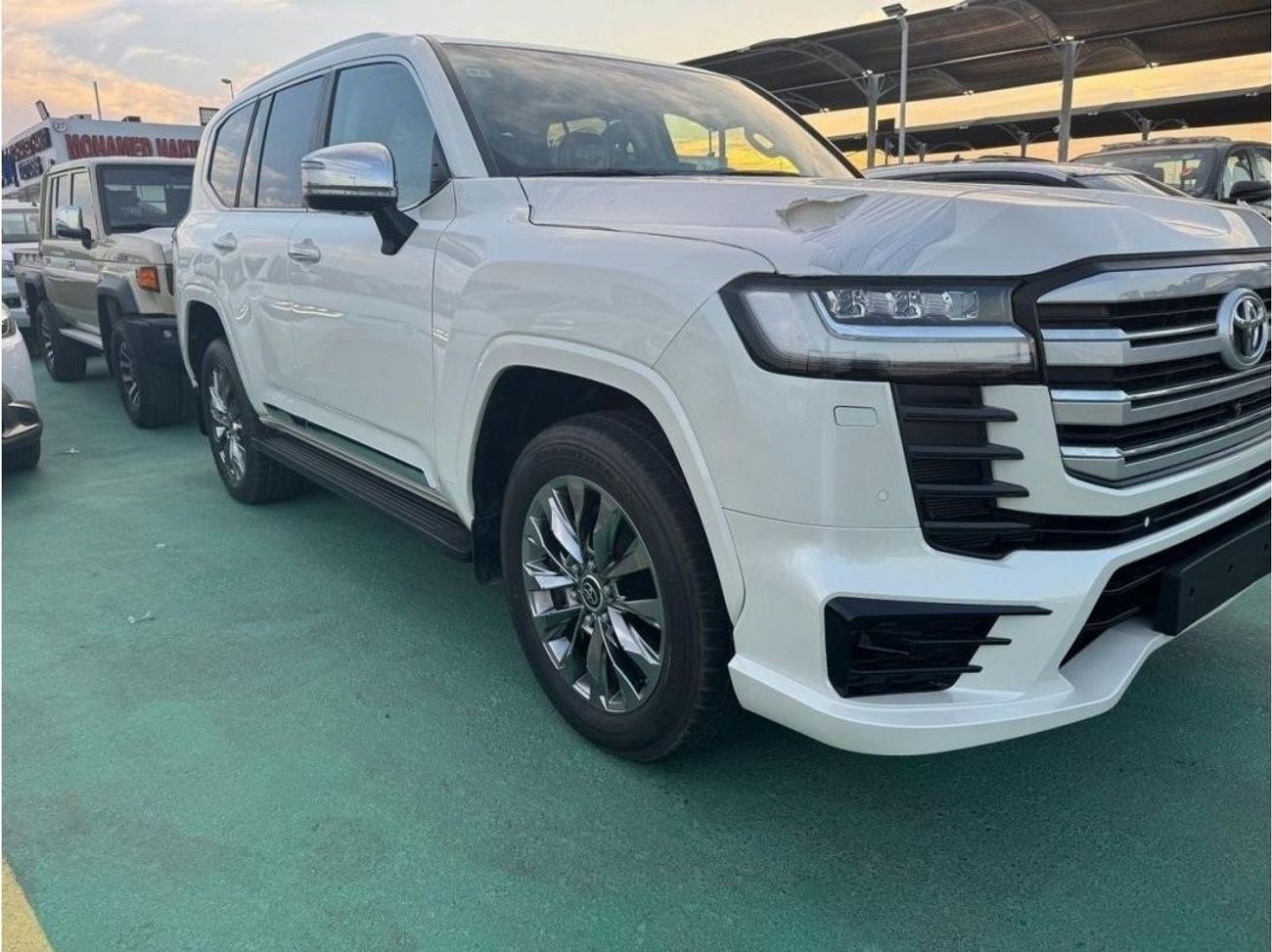 Toyota Land Cruiser VXR 3.5L