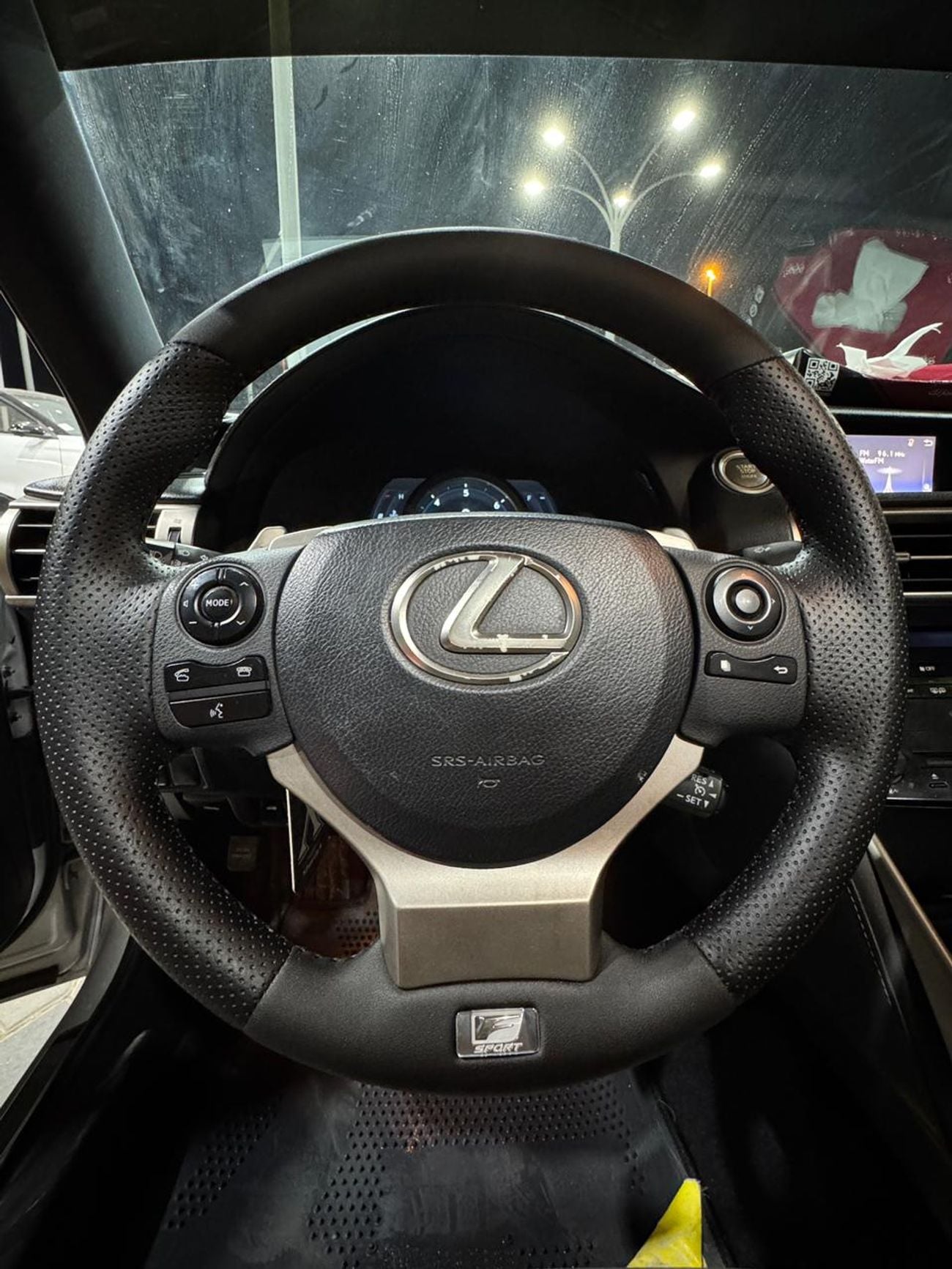 لكزس IS 250 F Sport 2.5L