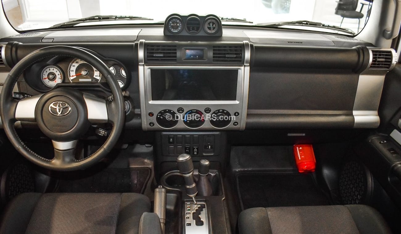 تويوتا إف جي كروزر