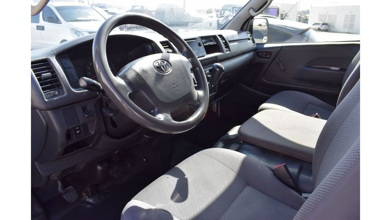 تويوتا هاياس GL -  سقف عالي LWB