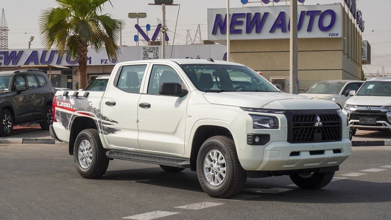 ميتسوبيشي L200 2.4L  4WD M/T