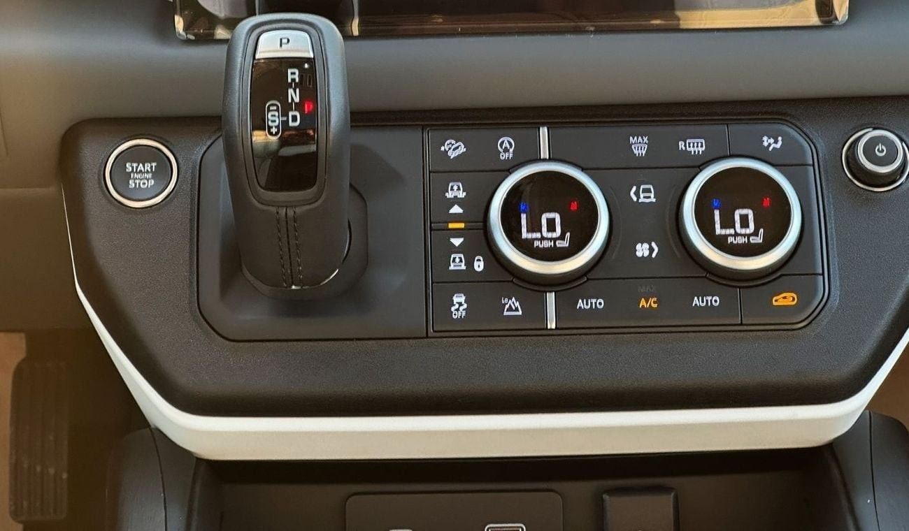 لاند روفر ديفندر 130 S P400 3.0L Turbocharged Brand New 0kms European Specs