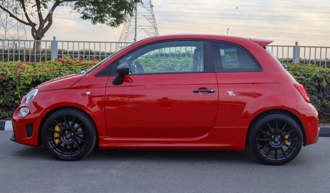 Abarth 695 Competizione 1.4 Turbocharged , 2023 GCC , 0Km , With 5 Yrs or 120,000 Km Warranty @Official Dealer