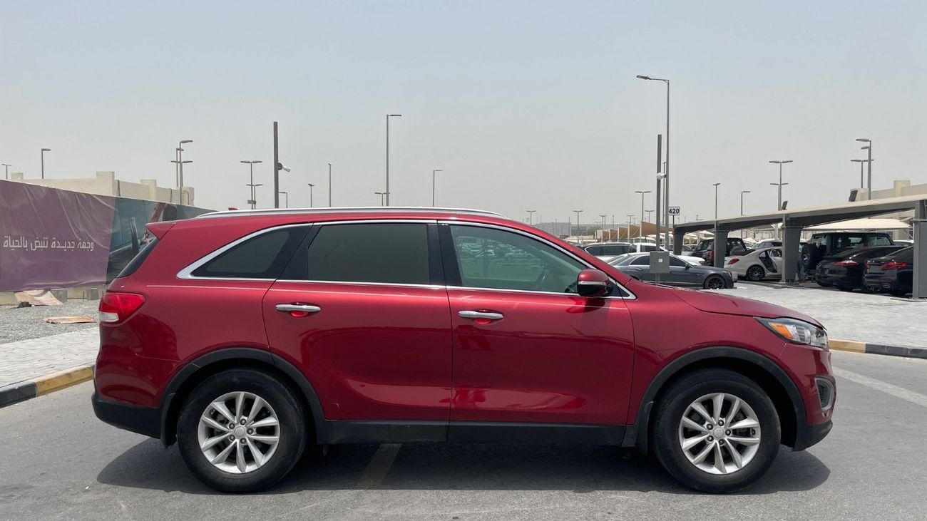 Kia Sorento Base 2.4L FWD