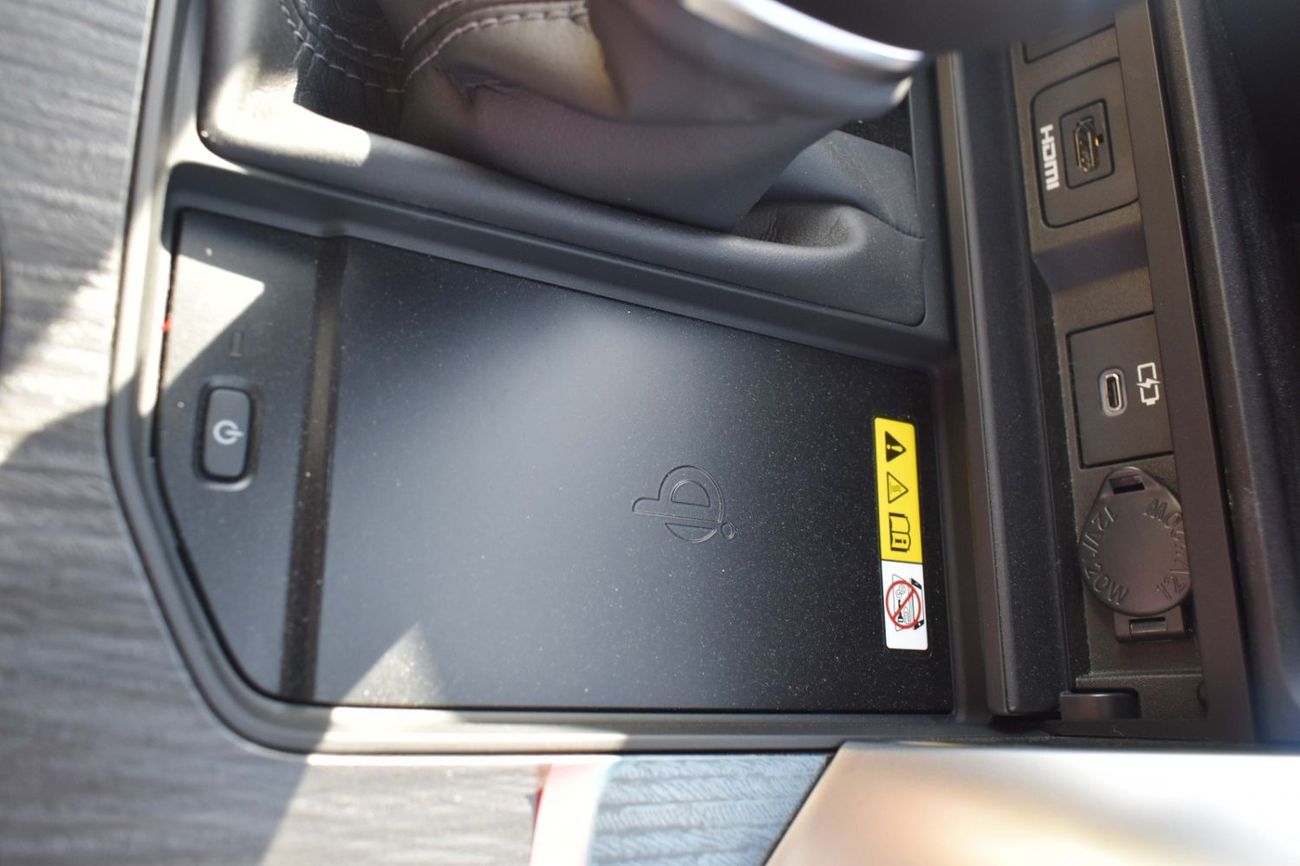 Toyota Land Cruiser GR-S 3.3L