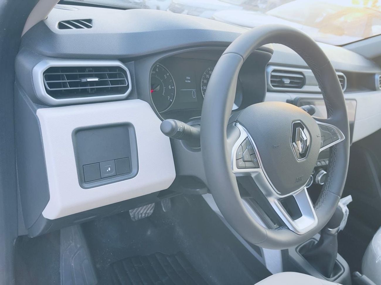 Renault Duster LE 1.6L